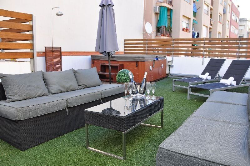 Mh Apartments Sant Pau Barcelona Exterior foto