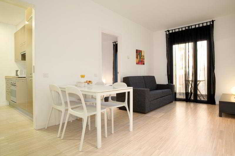 Mh Apartments Sant Pau Barcelona Exterior foto