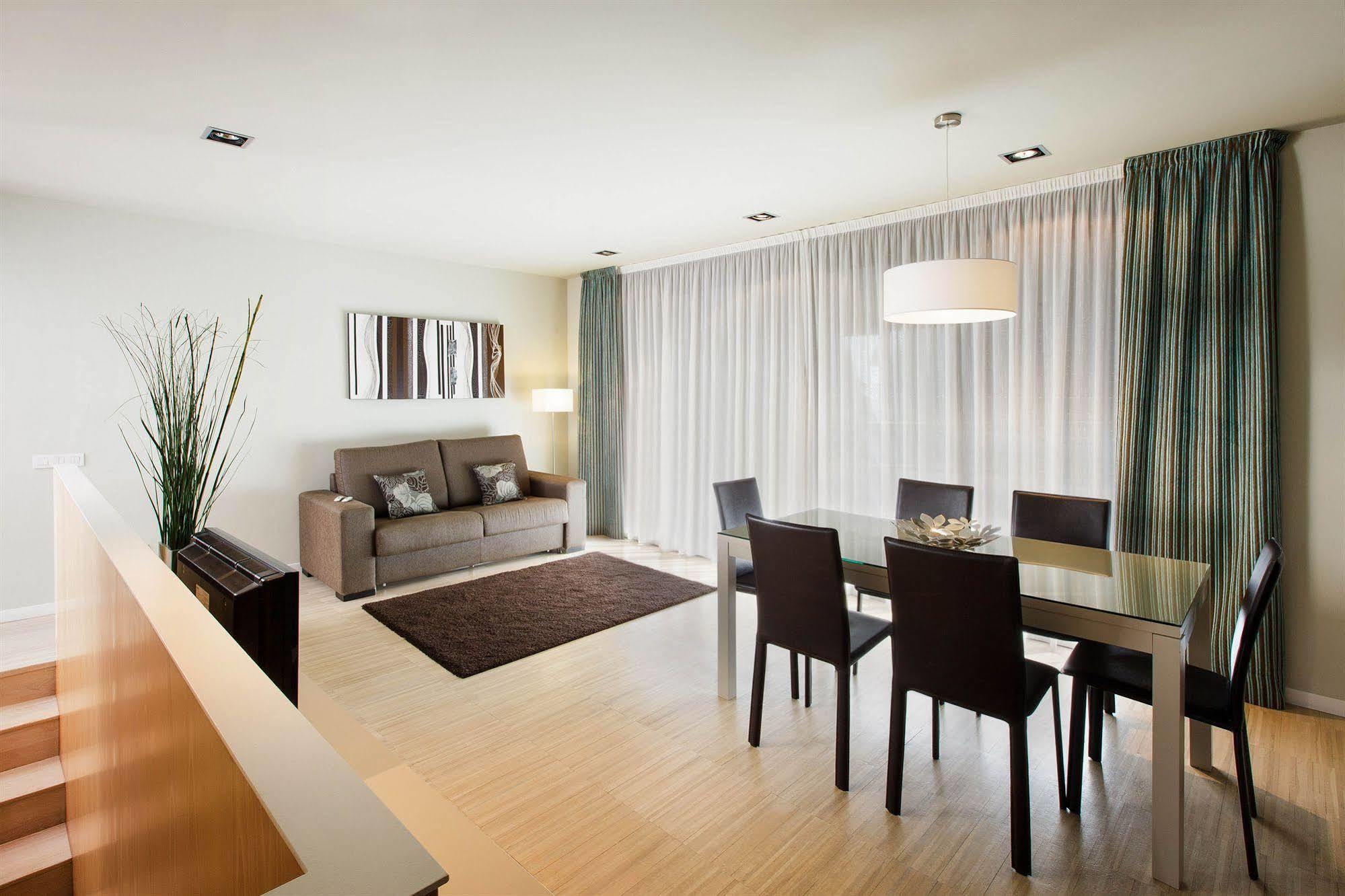 Mh Apartments Sant Pau Barcelona Exterior foto