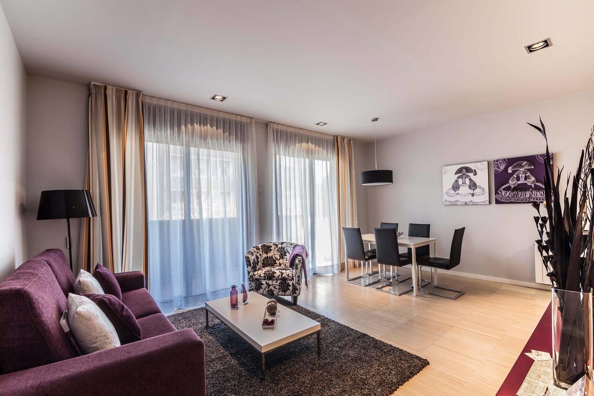 Mh Apartments Sant Pau Barcelona Exterior foto